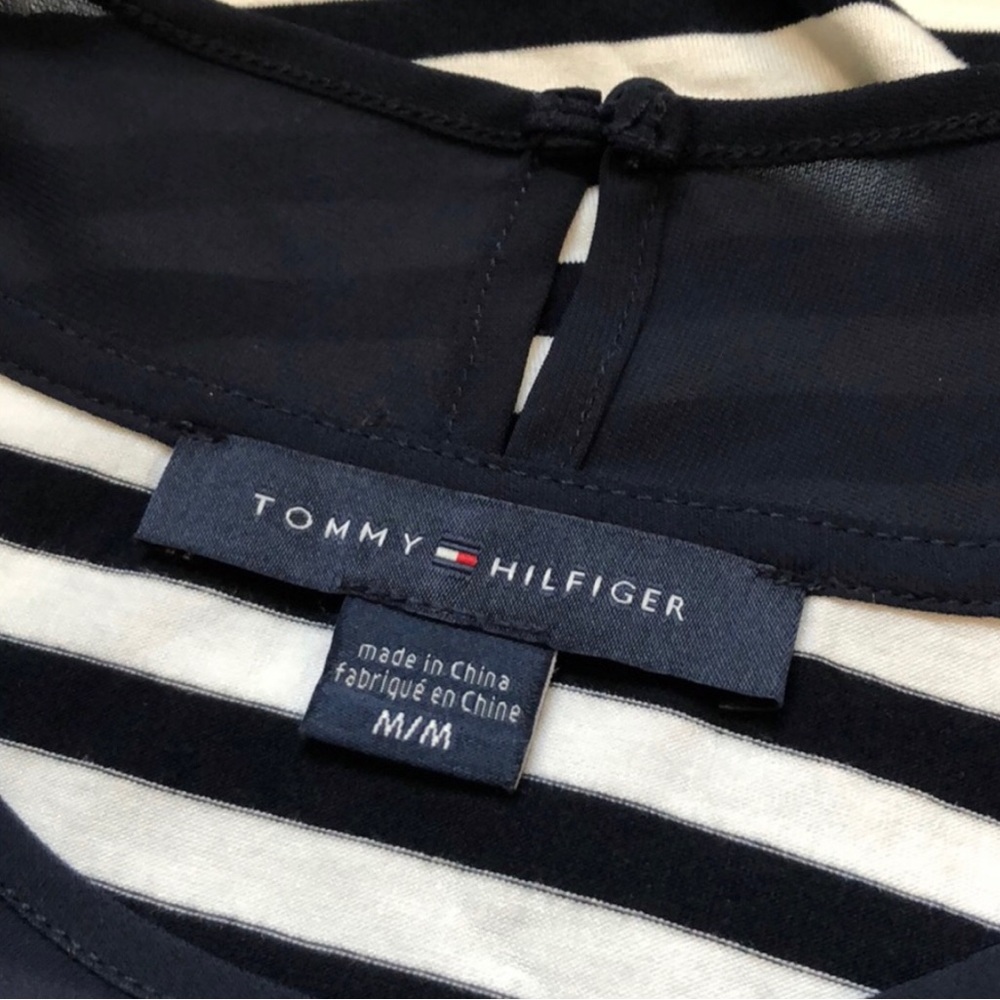 Tommy Hilfiger Nautical Short Sleeved Navy & White Striped Top, Size Medium - Picture 5 of 6